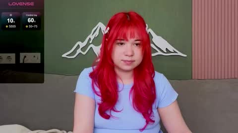 Snapshot of klee_love chatting on October 6, 4:32 am Klee online show from October 6, 4:32 am
