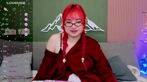 Snapshot of klee_love chatting on October 15, 5:18 am Klee online show from October 15, 5:18 am