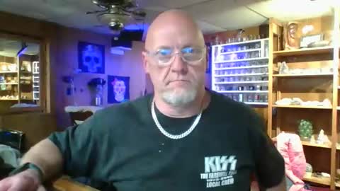 MrKleeen online show from February 28, 7:53 am