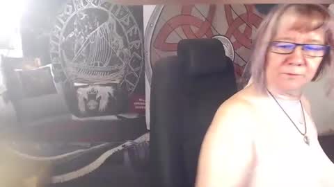 Michelle online show from February 16, 6:42 am