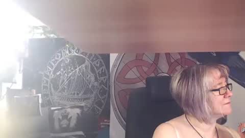 Michelle online show from April 27, 6:06 pm