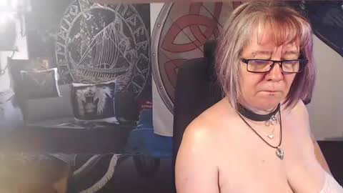 Michelle online show from June 15, 4:25 am