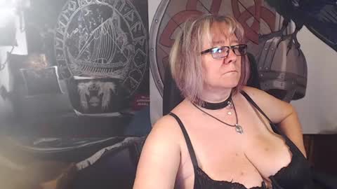 Michelle online show from July 9, 6:34 pm