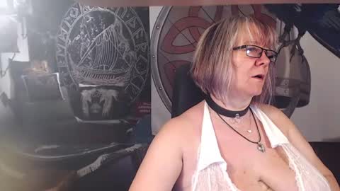 Michelle online show from July 16, 6:47 pm