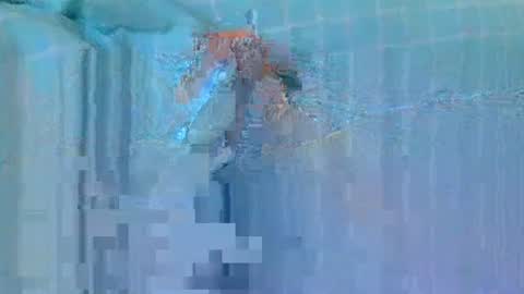 Snapshot of kleinermaxi chatting on February 17, 12:59 pm Max online show from February 17, 12:59 pm