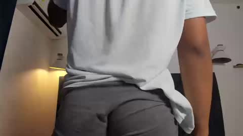 kleiver_cum18 online show from March 11, 9:54 pm