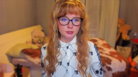 Klementinafanslyklementina6661 online show from October 13, 8:20 pm