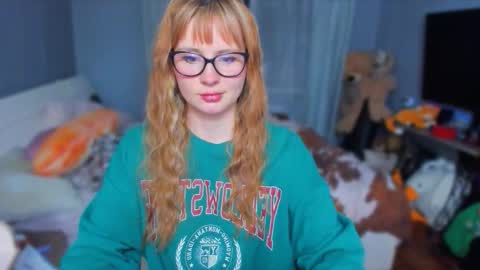 Klementinafanslyklementina6661 online show from October 26, 9:10 pm