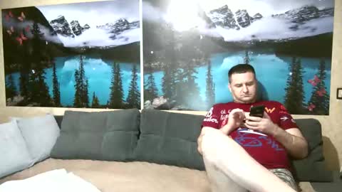 Kleosnow online show from September 9, 8:03 am