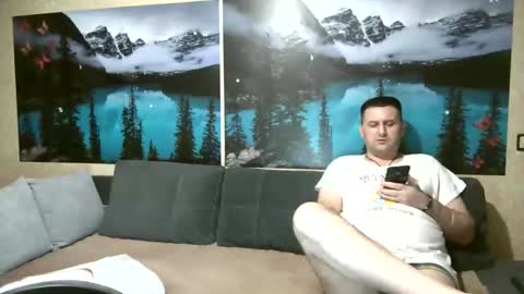 Kleosnow online show from September 11, 3:56 pm