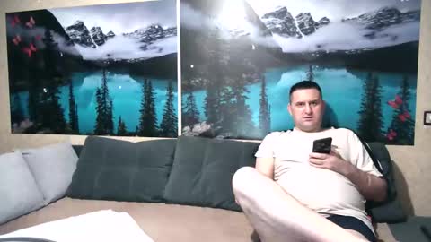 Kleosnow online show from October 1, 8:20 am