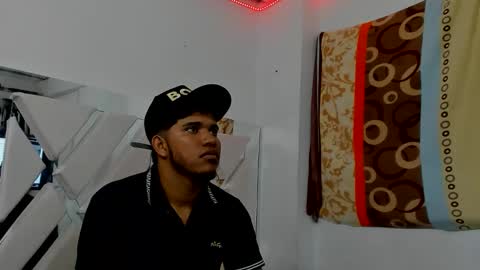 klever_haston online show from December 1, 11:32 pm