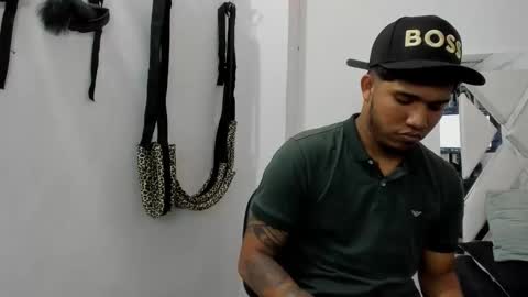 klever_haston online show from December 2, 11:56 pm