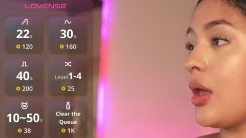 Snapshot of kleverly_manson1 chatting on November 25, 8:09 pm online show from November 25, 8:09 pm