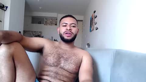 Snapshot of kleyton336 chatting on November 3, 3:24 pm kleyton online show from November 3, 3:24 pm