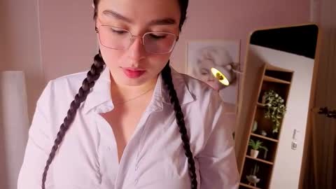 kloe222 online show from October 14, 2:18 pm