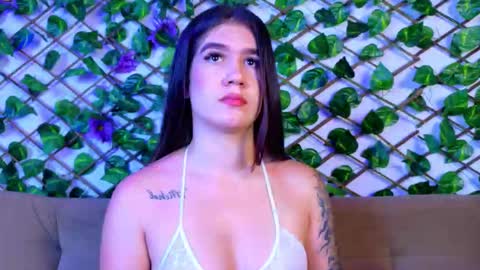kloe_bella online show from October 6, 1:19 pm