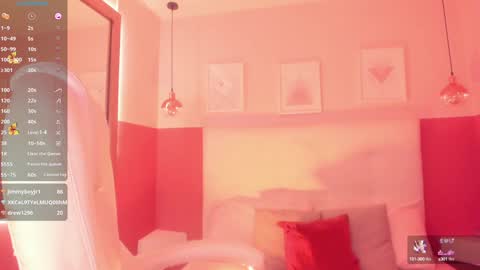 Snapshot of kloe_raize chatting on December 6, 1:07 am Kloe online show from December 6, 1:07 am