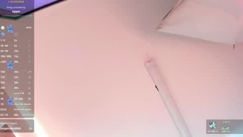 Snapshot of kloe_raize chatting on December 14, 1:39 am Kloe online show from December 14, 1:39 am