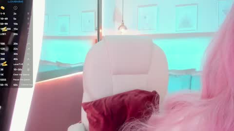 Snapshot of kloe_raize chatting on December 17, 11:16 pm Kloe online show from December 17, 11:16 pm