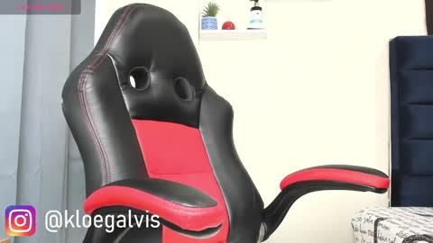 KLOE online show from February 25, 11:41 am