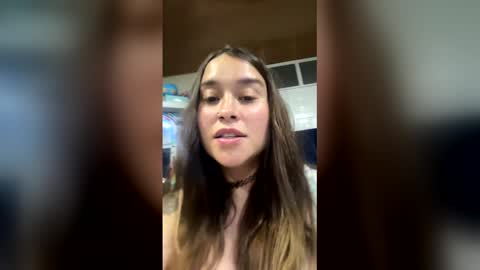 Snapshot of kloelamaravilla18 chatting on March 12, 4:07 am kloelamaravilla18 online show from March 12, 4:07 am