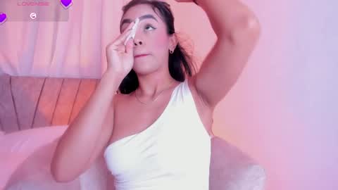 Snapshot of klohe_williams chatting on May 6, 7:41 pm Klohe online show from May 6, 7:41 pm