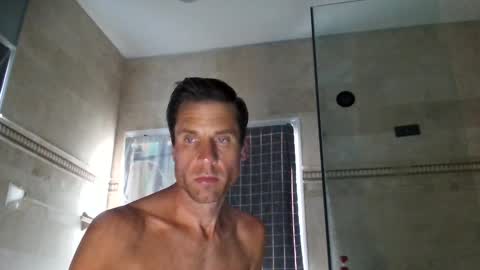 Snapshot of kmack1111 chatting on January 29, 7:11 pm Kevv Heidi All Hallows Eve Show online show from January 29, 7:11 pm