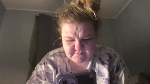 kmarie1196 online show from February 16, 4:41 am