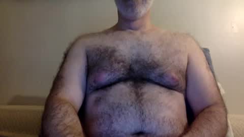 Snapshot of knbnyc chatting on March 5, 1:42 am knbnyc online show from March 5, 1:42 am