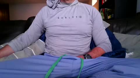 Knight3975 online show from March 12, 5:19 pm