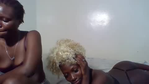 knight_nurse69 online show from October 29, 7:37 pm