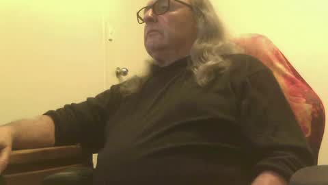 knobout online show from June 29, 8:09 am