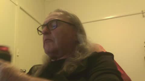 knobout online show from July 30, 12:26 pm