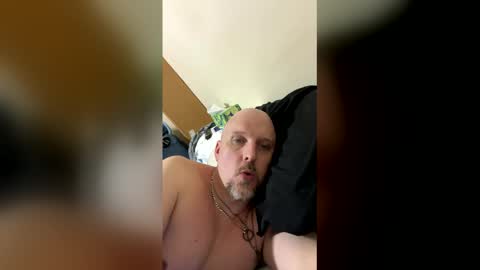 knotdaddy1983 online show from May 5, 2:14 pm