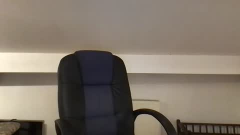 hugo online show from February 1, 11:48 pm