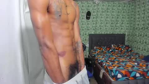 Snapshot of kofi_exotic_ chatting on February 17, 8:58 pm kofi online show from February 17, 8:58 pm