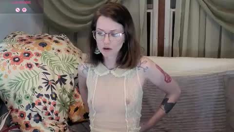 Snapshot of kohlbird chatting on December 19, 4:52 am kohlbird online show from December 19, 4:52 am