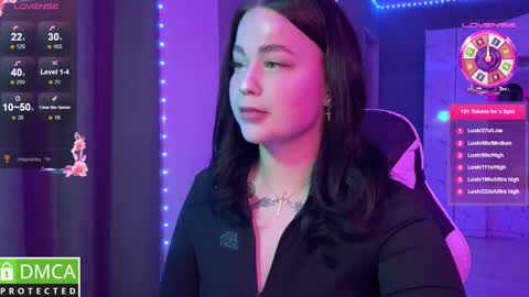 Mia online show from February 25, 6:42 pm