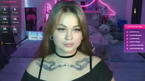 Mia online show from November 8, 3:12 pm