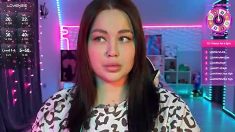 Mia online show from February 10, 1:10 am