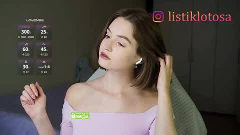 Snapshot of kokome21 chatting on October 9, 2:53 am kokome21 online show from October 9, 2:53 am