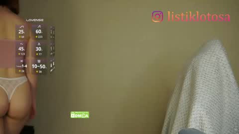 Snapshot of kokome21 chatting on October 17, 1:57 pm kokome21 online show from October 17, 1:57 pm