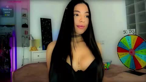 Lisa      online show from February 18, 1:29 pm