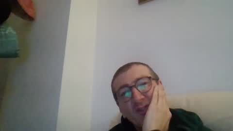 Snapshot of kolesie7 chatting on December 7, 7:21 pm JUAN CARLOS online show from December 7, 7:21 pm