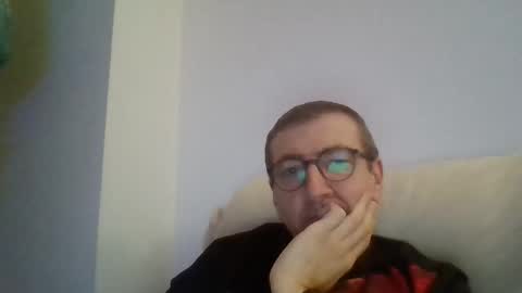 Snapshot of kolesie7 chatting on September 26, 6:45 pm JUAN CARLOS online show from September 26, 6:45 pm