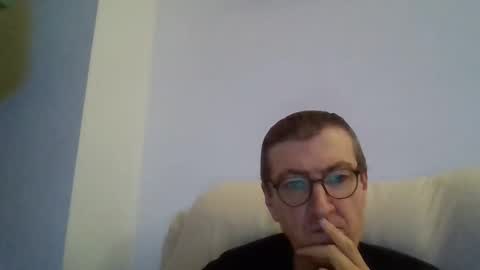 Snapshot of kolesie7 chatting on October 2, 6:26 pm JUAN CARLOS online show from October 2, 6:26 pm