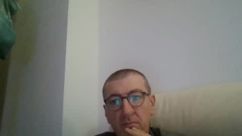 Snapshot of kolesie7 chatting on October 24, 6:37 pm JUAN CARLOS online show from October 24, 6:37 pm