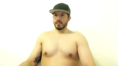 Snapshot of kolombianox chatting on November 9, 6:23 am kolombianox online show from November 9, 6:23 am