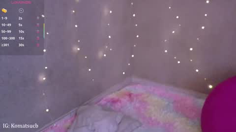 Snapshot of komatsu_ chatting on November 26, 11:06 pm Komatsu Lilith online show from November 26, 11:06 pm